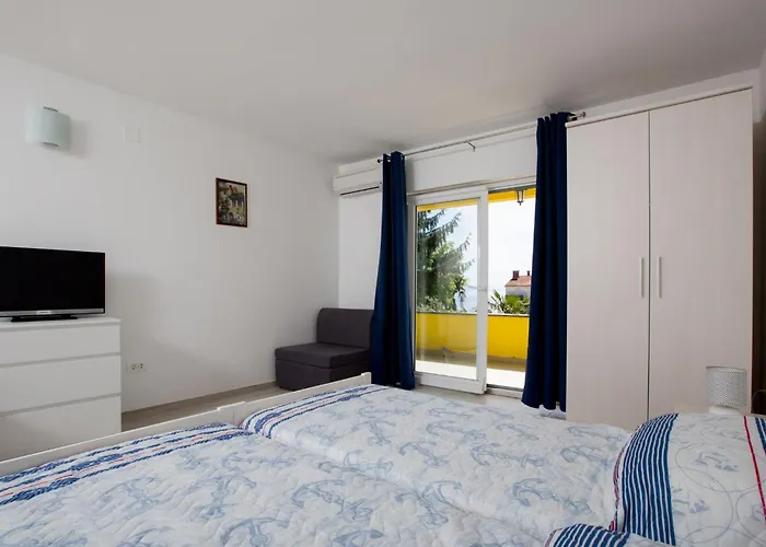 Vero-2 By Interhome *